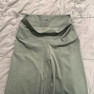 Brand new Nike yoga leggings, size small